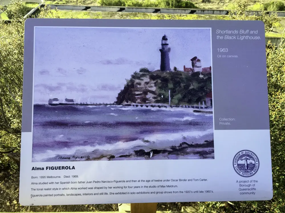 Soula Queenscliff, art walk