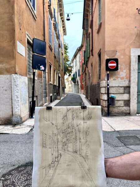 Soula sketching in the streets of Verona